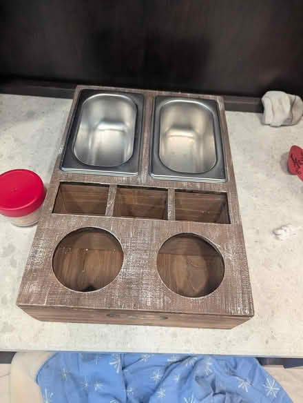 Photo of free Snack and drink caddy (63rd& main, DG) #1