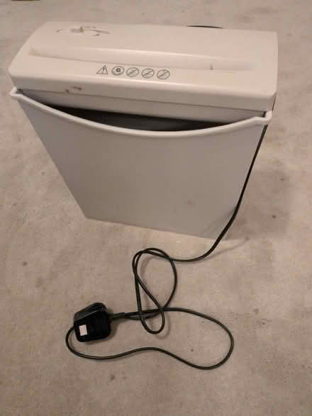 Photo of free Paper Shredder (RG4) #1