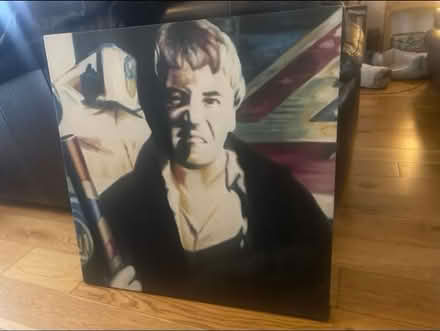 Photo of free Large Canvas Art (Cheshunt En8) #1