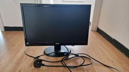 Photo of free AOC screen monitor (Stockwell, SW4) #1
