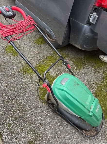 Photo of free Lawn mower (Wandsworth) #1