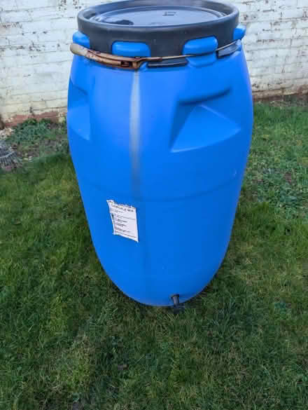 Photo of free Giant container (GL51) #1