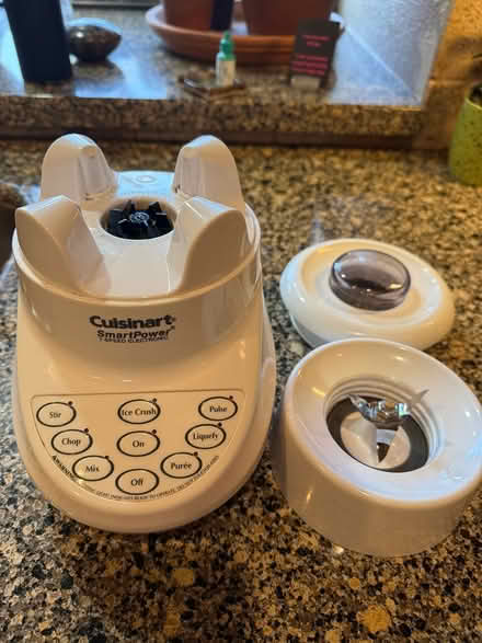 Photo of free Cuisinart Smart Power Blender (West Norman) #1