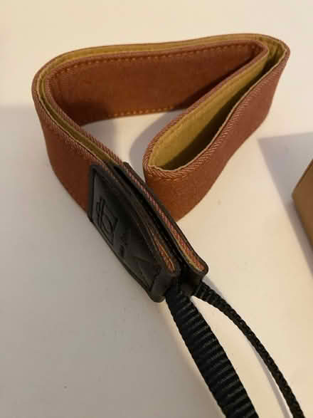 Photo of free Padded Camera Strap (Wincobank S9) #2
