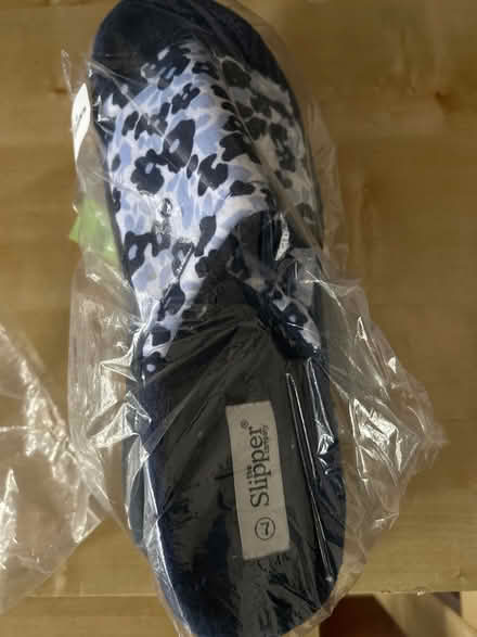 Photo of free House slippers size 6 (CR7) #2