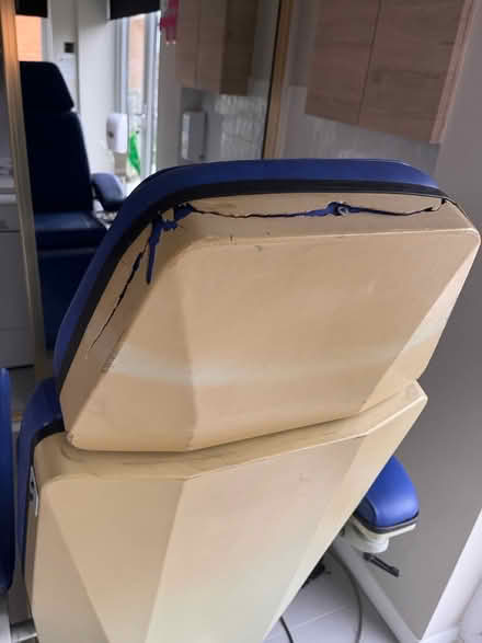 Photo of free Electric beauty, tattoo chair (Penn WV4) #3