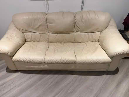 Photo of free Cream leather sofa (Great Baddow CM2) #1