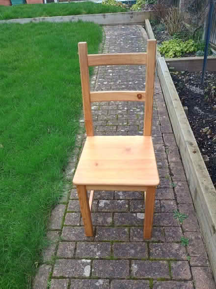 Photo of free Dining Chairs - set of 4 (Caversham RG4) #1