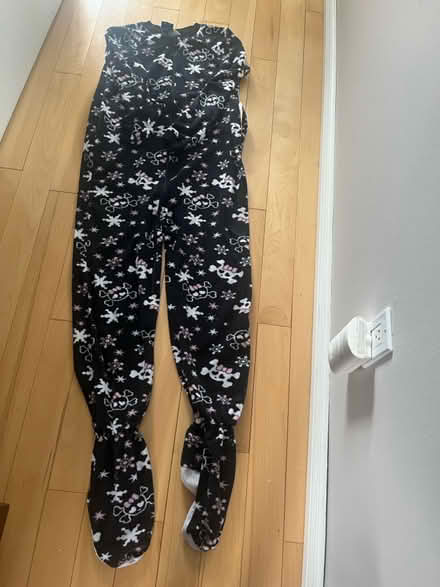 Photo of free Polar fleece PJ (Orléans) #1