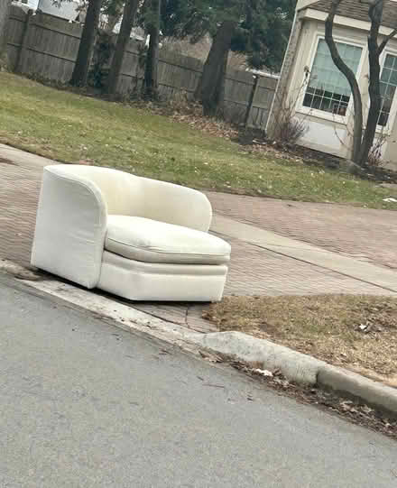 Photo of free Curb Alert (SE Downers Grove) #1