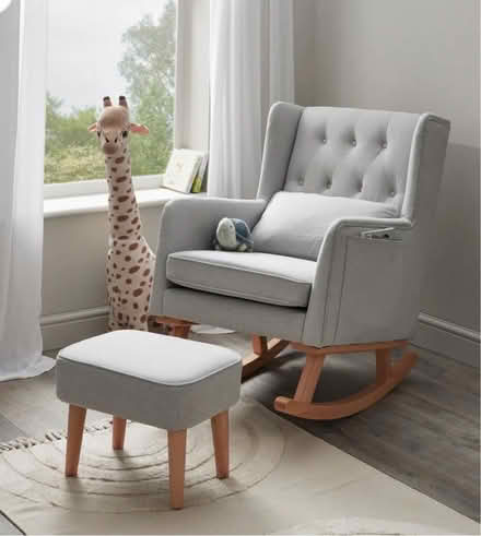 Photo of Nursing rocking chair (Bexleyheath DA7) #2