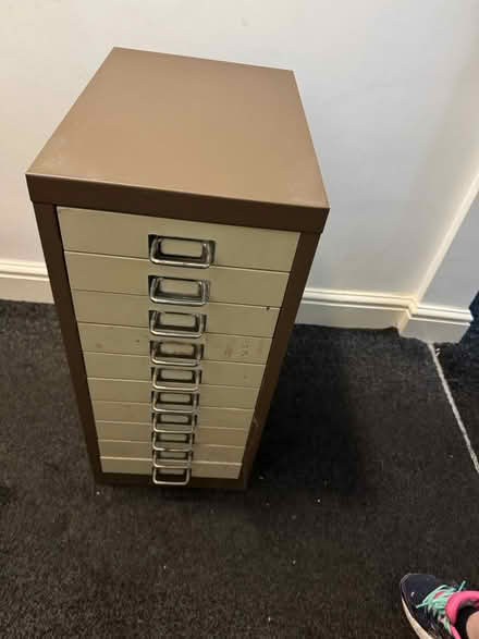 Photo of free Metal draw unit (Widnes) #1