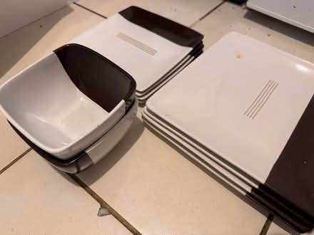 Photo of free Square brown & white dinnerware set (Hemel Hempstead HP2) #4