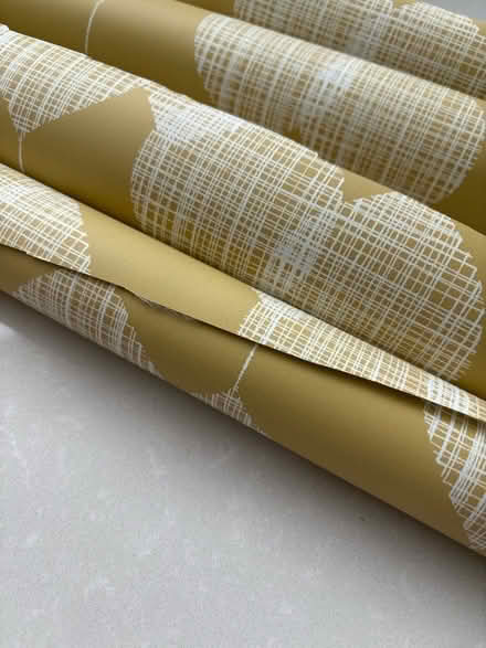 Photo of free Wallpaper (Broomgrove TN34) #3