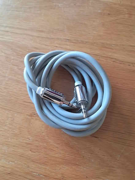 Photo of free Various cables (Arundel BN18) #1