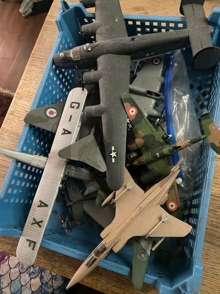 Photo of free Box of model planes (Bakewell DE45) #1
