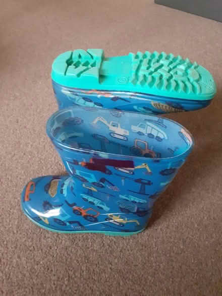 Photo of free Size 9 kids wellies (Panshanger AL7) #1