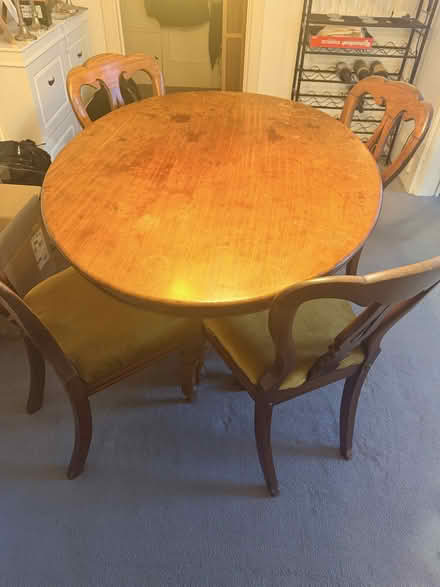Photo of free antique dining table + 4 chairs (St. John's Wood NW8) #1