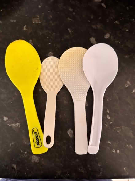 Photo of free Mixed metal,wooden & plstic utnsil (Hemel Hempstead HP2) #4