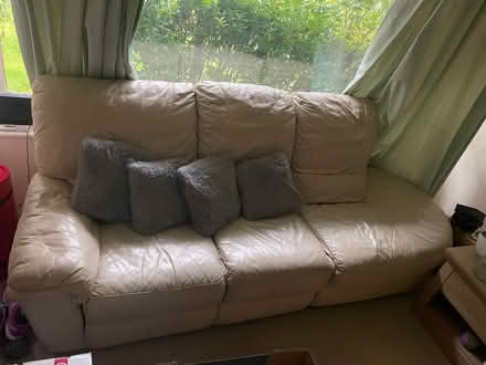 Photo of free Cream couch (Frimley Ward GU16) #2