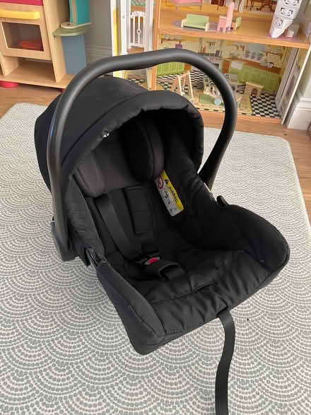 Photo of free Baby car seat- not been in accident (Eltham SE9) #1