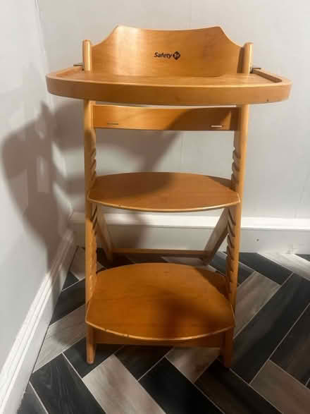 Photo of free Highchair, Adjustable (L20) #2