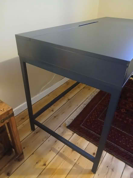 Photo of free Desk (S8 woodseats) #4
