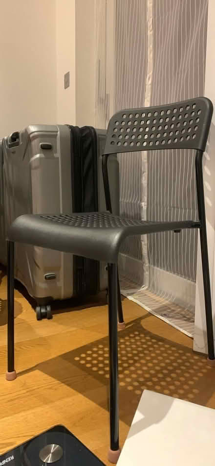 Photo of free chest of drawers, chairs, etx (Colindale NW9) #4