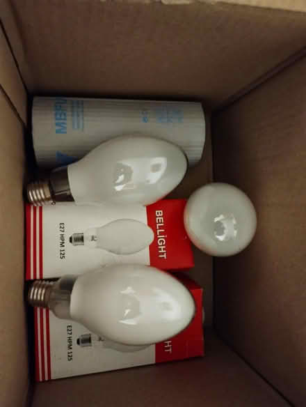 Photo of free Six E27 125w Discharge Bulbs (BD10) #1