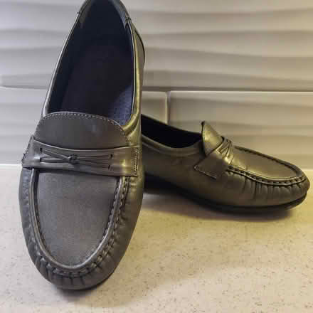 Photo of free Shoes#3 (Severn) #1