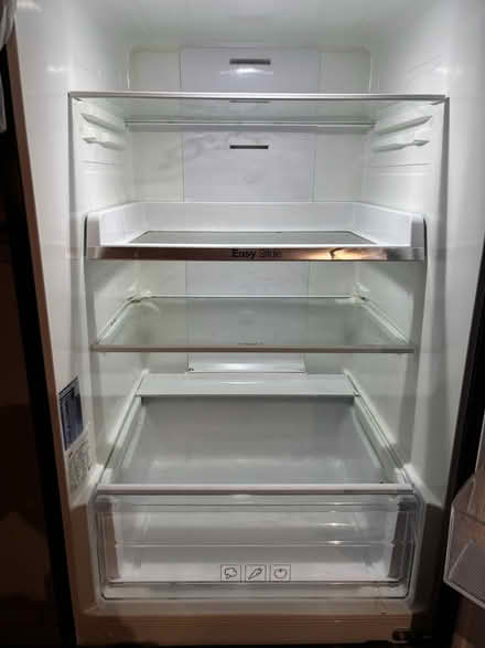 Photo of free Samsung fridge freezer (Canton CF5) #3
