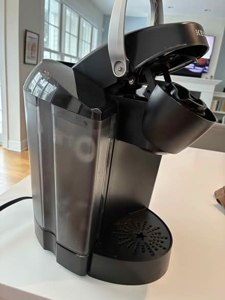 Photo of free Keurig Coffeemaker (77 Havemeyer Lane, Stamford) #2