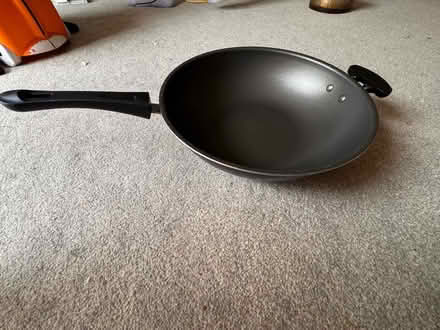 Photo of free Non-stick wok pan (Hemel Hempstead HP2) #1