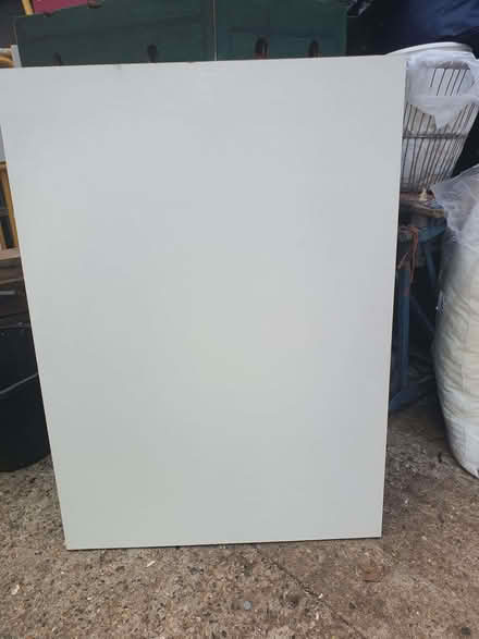 Photo of free Laminated Board 95 x 90 cms (Booker HP12) #1