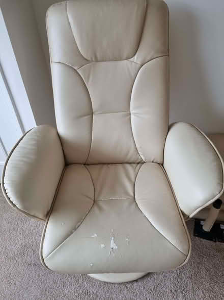 Photo of free Chairs (Clarkston G76) #4