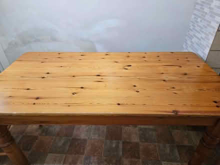 Photo of free Pine Dining table (Crowsley RG4) #4