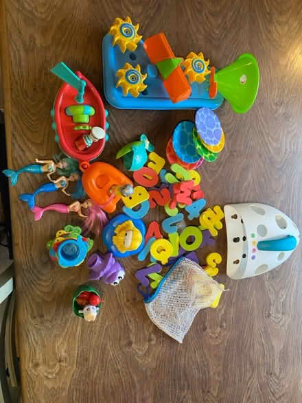 Photo of free Bath toys (OX3 Barton) #1