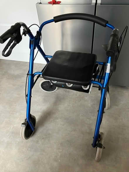 Photo of free Four-wheeled Walker with seat (Chalkhouse Green RG4) #1