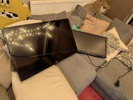 Photo of free Phillips TV and Bush TV/Dvd (BR1 bickley) #1