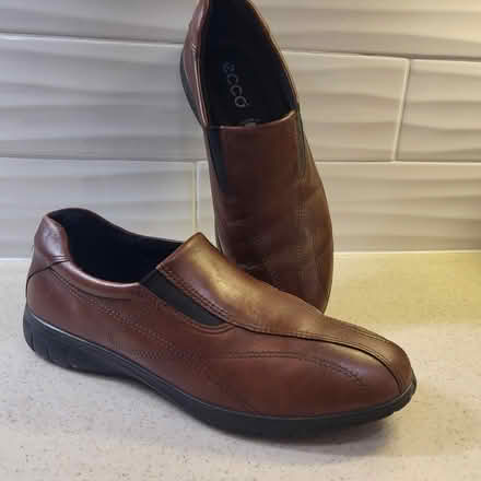 Photo of free Shoes #3 (Severn) #1