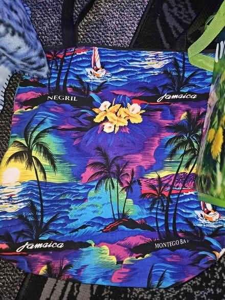 Photo of free Re-usable shopping bags x 6 (BN220UQ) #2