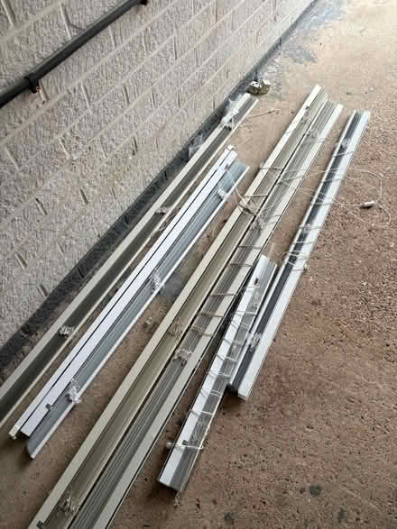 Photo of free Venetian blinds x 6 (Heage DE56) #1