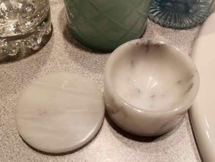 Photo of free little marble pill box (Britannia) #1