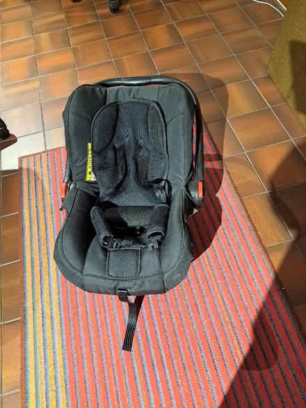 Photo of free Baby car seat (Yaxley) #1