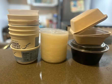 Photo of free Plastic containers with lids (North Hollywood) #1