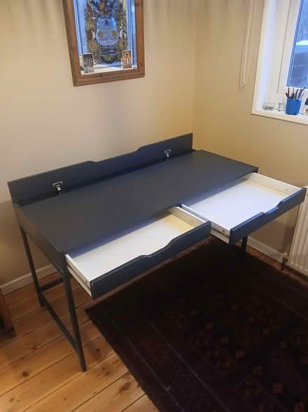 Photo of free Desk (S8 woodseats) #2