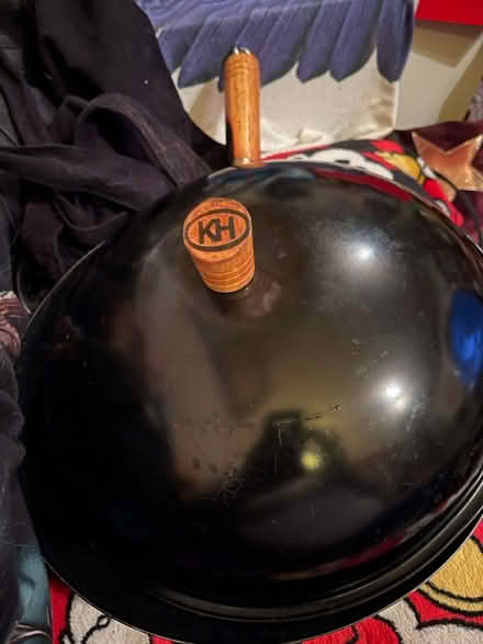 Photo of free 31cm Diameter Wok (Camberwell SE5) #1