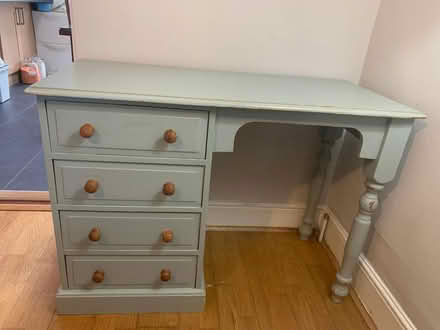 Photo of free Desk (Chadwell Heath RM6) #1