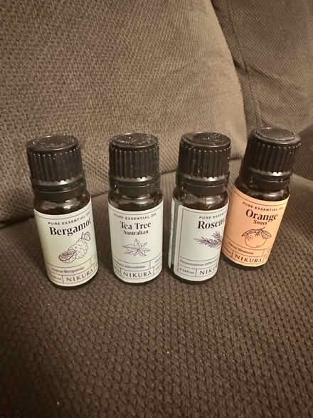 Photo of free Scented candles and essential oils (MK11 Fairfields) #3