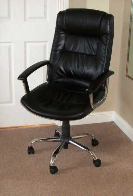 Photo of free Computer Chair Swivel Base (Robertsbridge TN32) #1